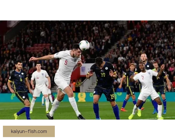 《欧洲杯预选赛》紧张局势加剧，各国主帅面临晋级压力，表现备受关注