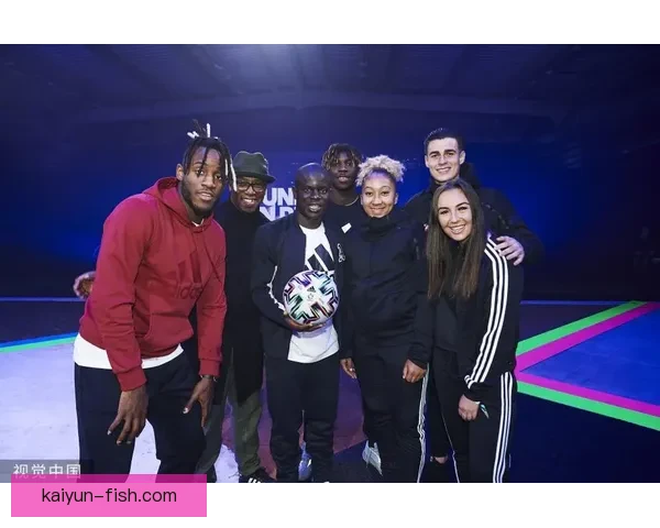 坎特比赛影响力显著，近期状态稳健提升引发广泛关注