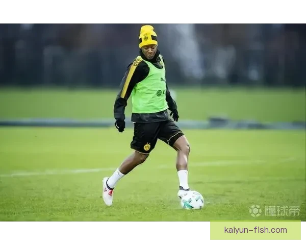 诺丁汉锋线表现稳健，近期状态回暖值得关注