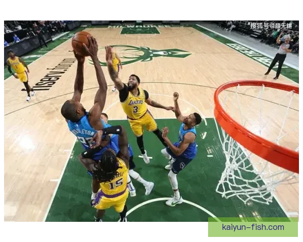 戴维斯逼抢效率持续提升，近期表现稳健引发关注