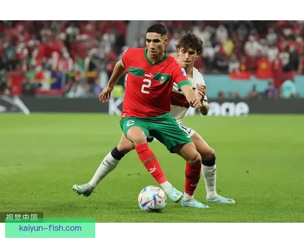 阿什拉夫在法甲冠军中的贡献持续受到赞誉，表现稳健引领球队。