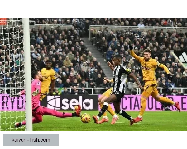 伊萨克关键进球助球队取胜，状态持续提升